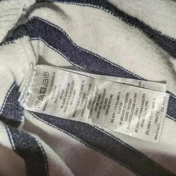 French connection sweater size  L - Picture 4 of 7